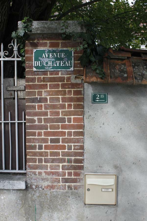 Avenue Du Chateau Saint-Just  Ngoại thất bức ảnh